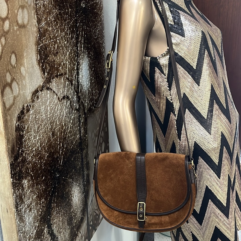 Vintage 90s Coach suede chocolate brown shoulder purse 🎀🧸